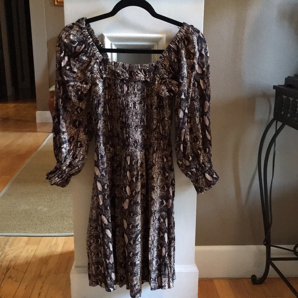 Angie Peasant Dress. EUC